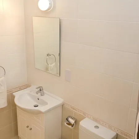 Kira Apartamento *