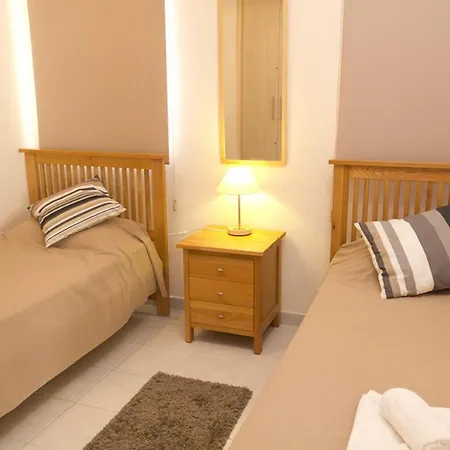 Kira Apartment Paralimni