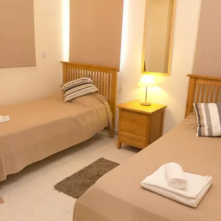 Kira Apartment Paralimni